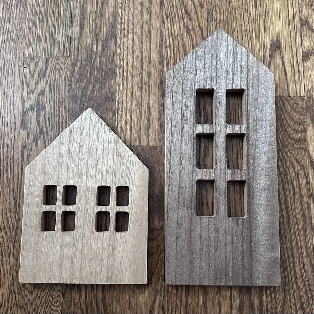 Decocrated wooden house decor